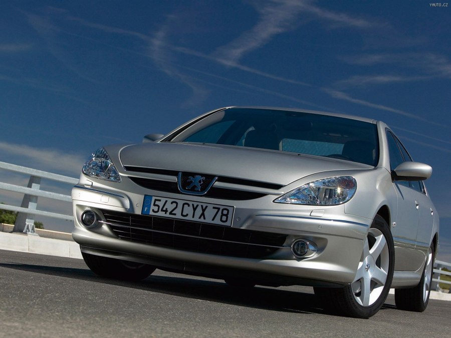 Peugeot 607 2006 синяя