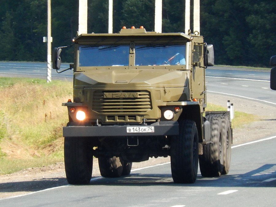 Бронированный Урал 5323