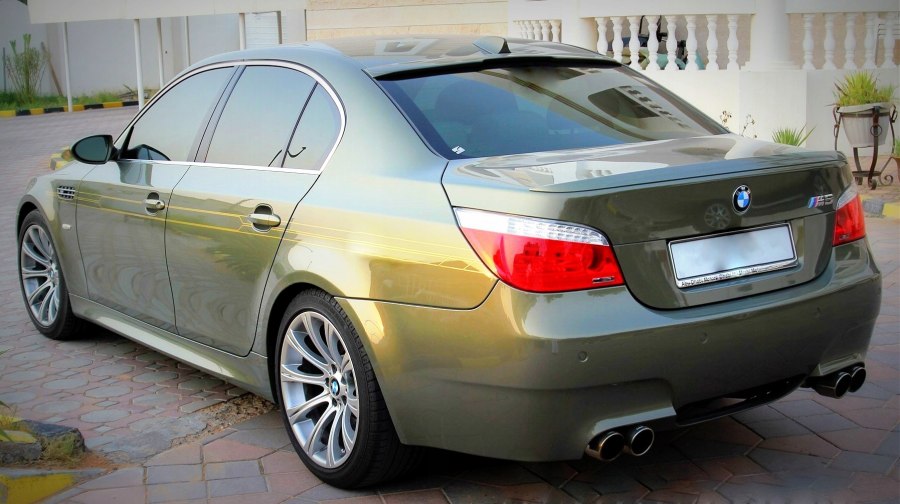 BMW e60 m5 в крови