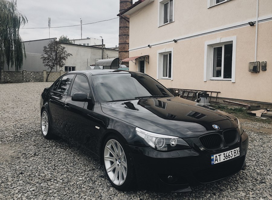 Хромовая БМВ м5 е60