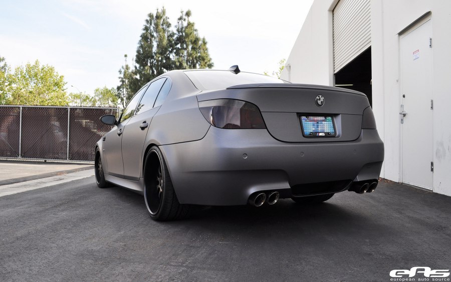BMW e60 серая