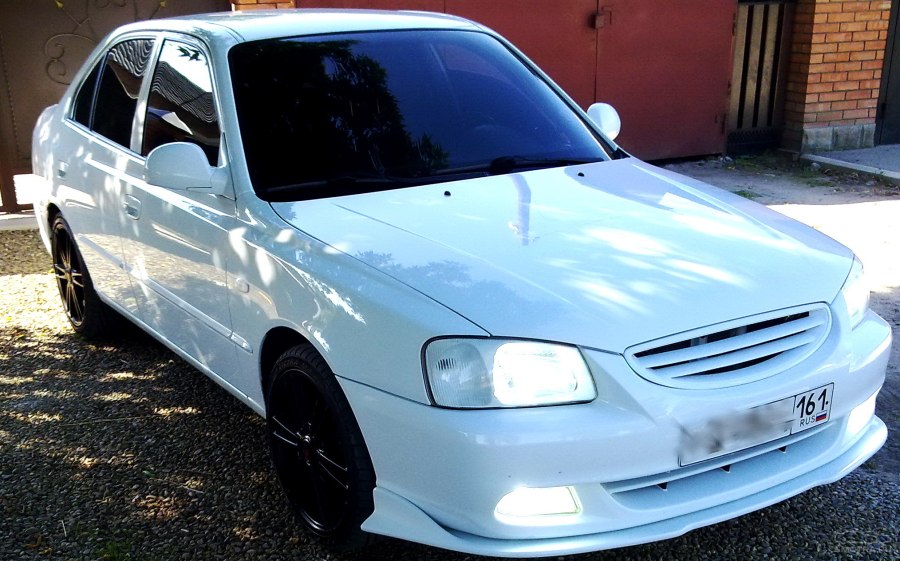 Hyundai Accent 2008 белый