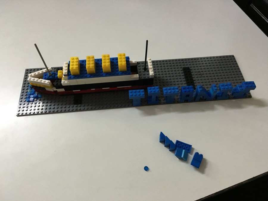 LEGO Technic Титаник