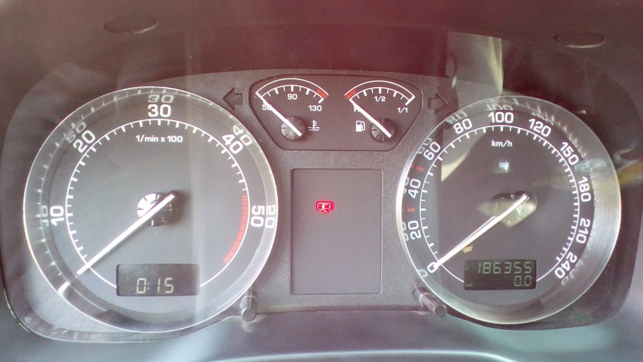 Skoda Superb приборная панель