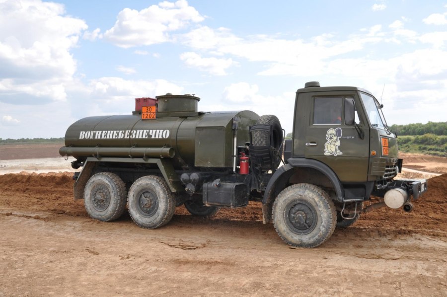 КАМАЗ 43101 АЦ-7
