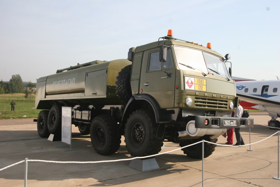 КРАЗ 255 бензовоз