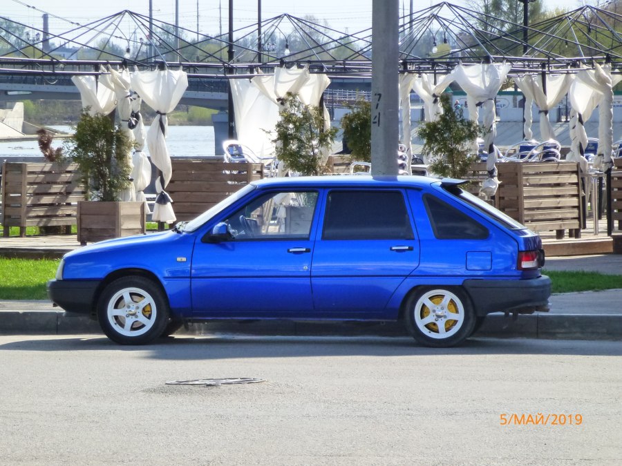ИЖ 2126 02