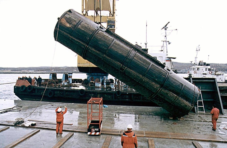 К 141 Курск после подъема