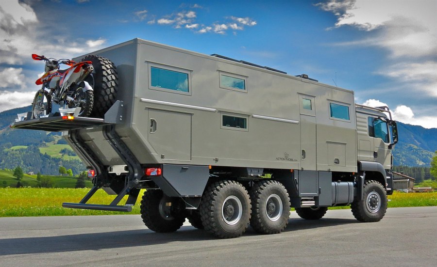 КАМАЗ 8x8 автодом