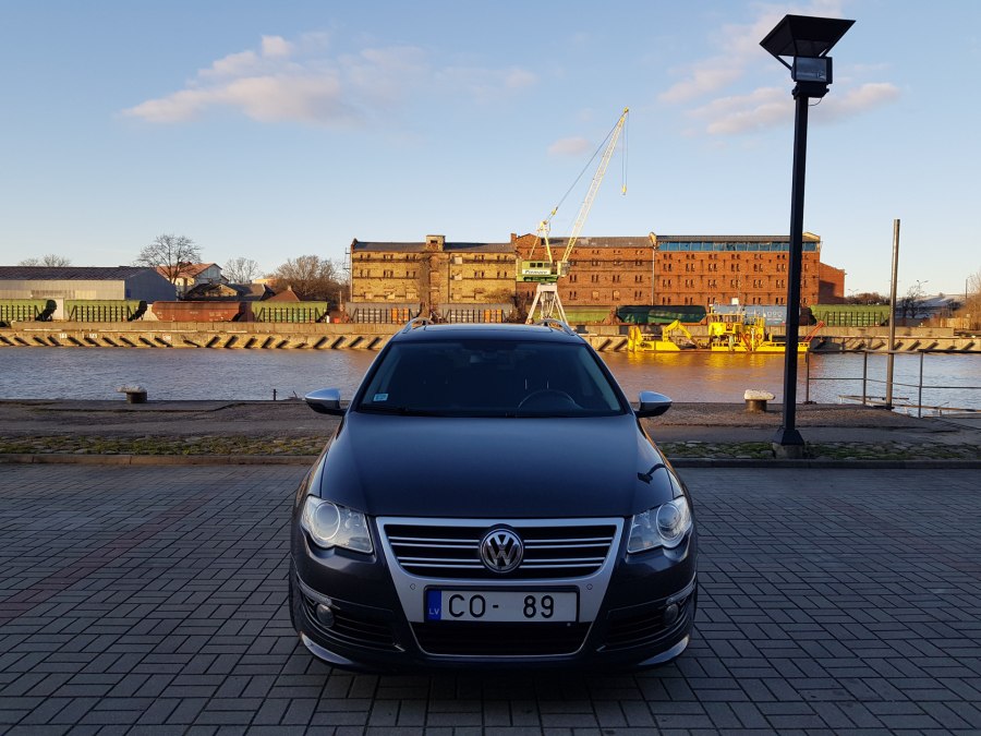 Passat b6 черный антихром