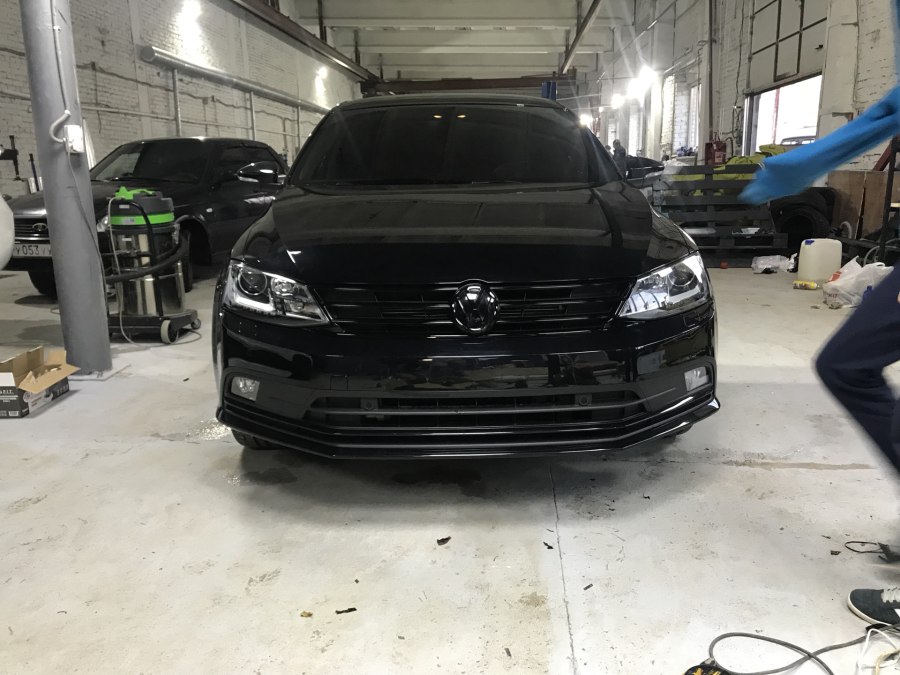 Passat b6 HELLA