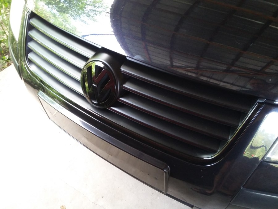 Passat b6 с черной решеткой