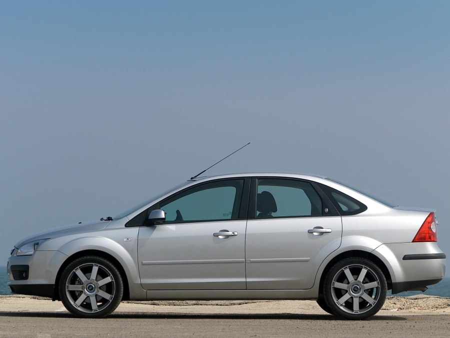 Ford Focus 2 хэтчбек