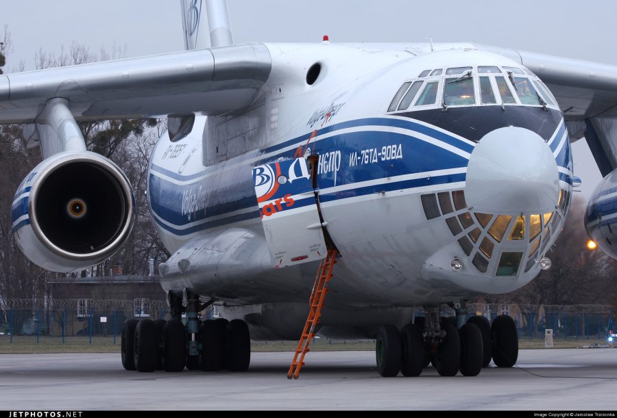 Самолеты с 4 двигателями