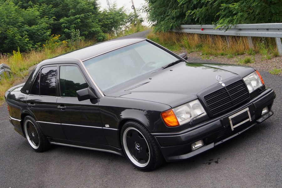 Mercedes 124 AMG