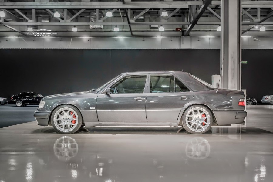 Mercedes Benz w124 AMG