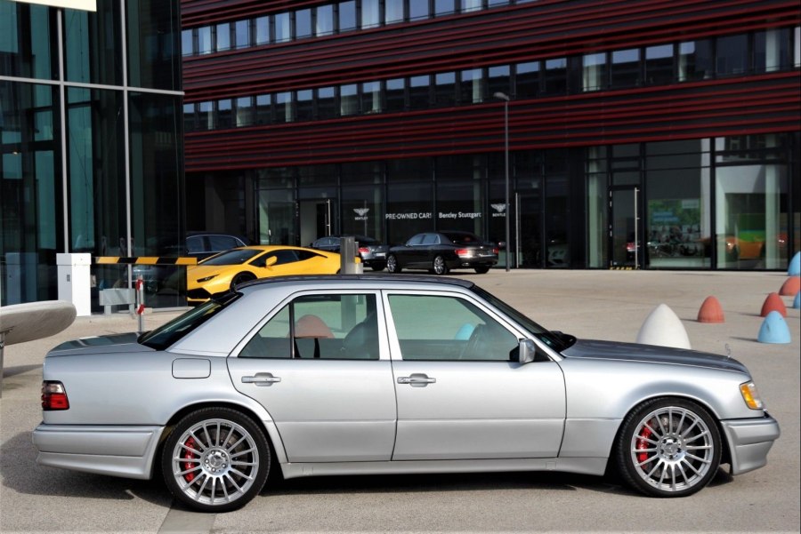 Мерседес w124 зеленый