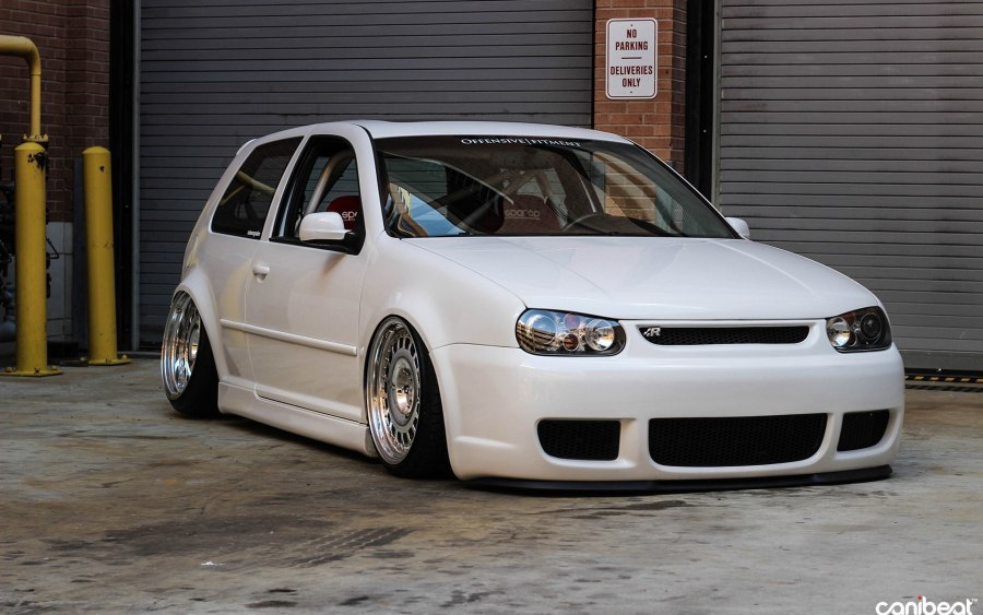 Volkswagen Golf 4 стенс