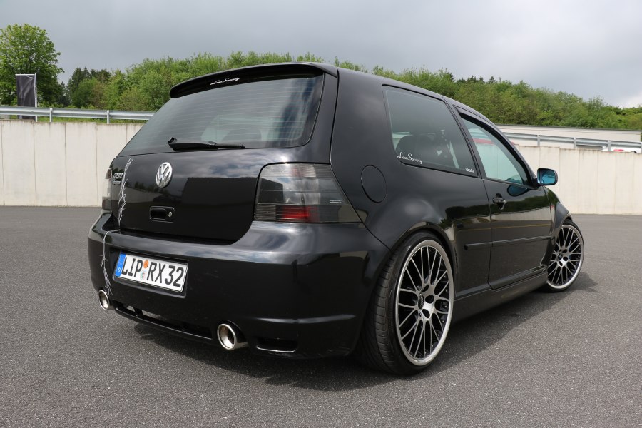 Volkswagen Golf mk4 stance