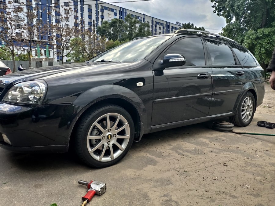 Chevrolet Lacetti r16