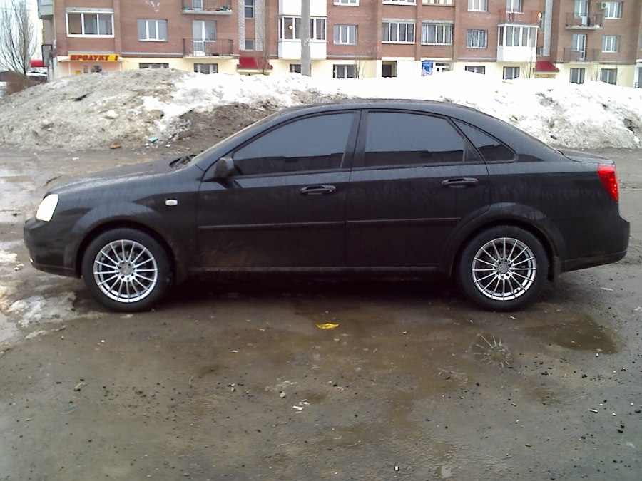 Chevrolet Lacetti r16