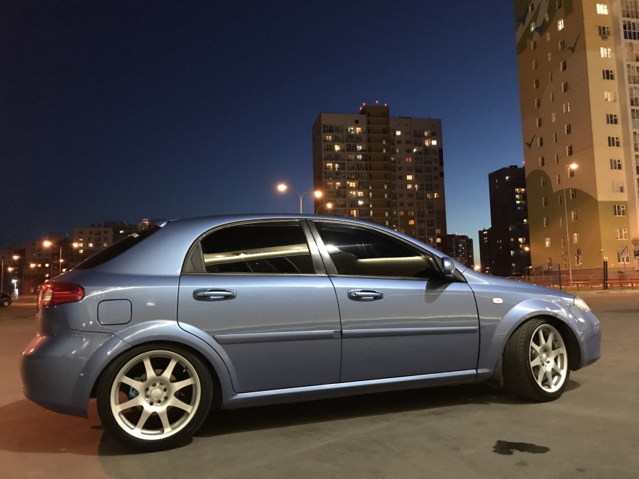 Chevrolet Lacetti r17