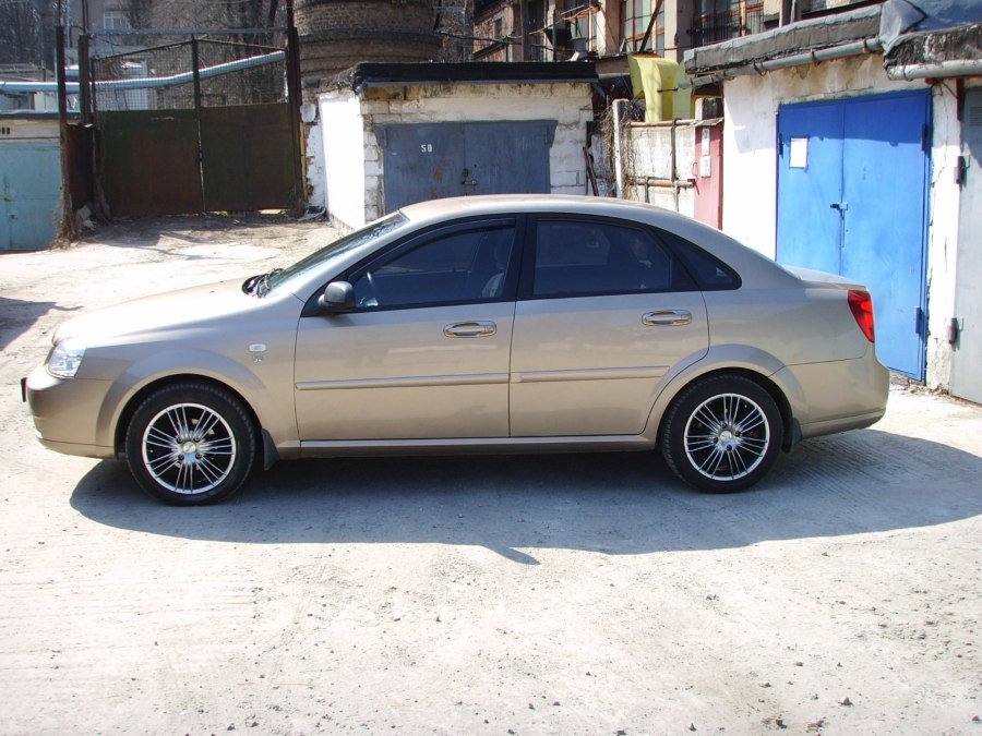 Chevrolet Lacetti 16 колеса