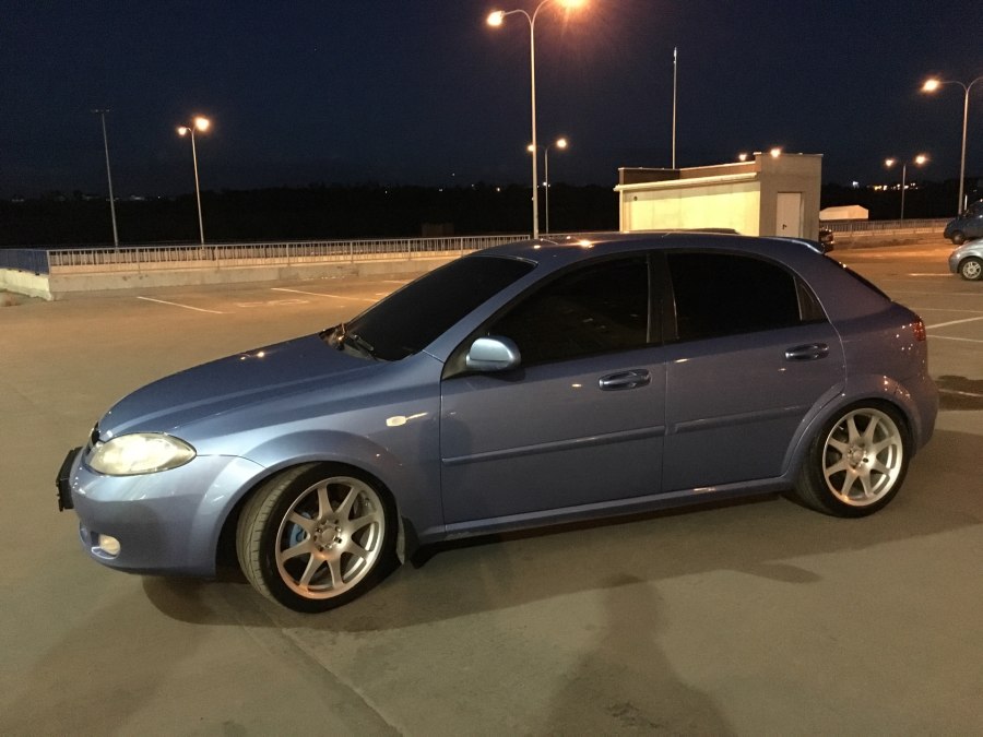 Chevrolet Lacetti r17