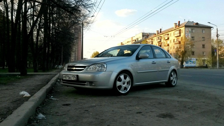 Chevrolet Lacetti r17