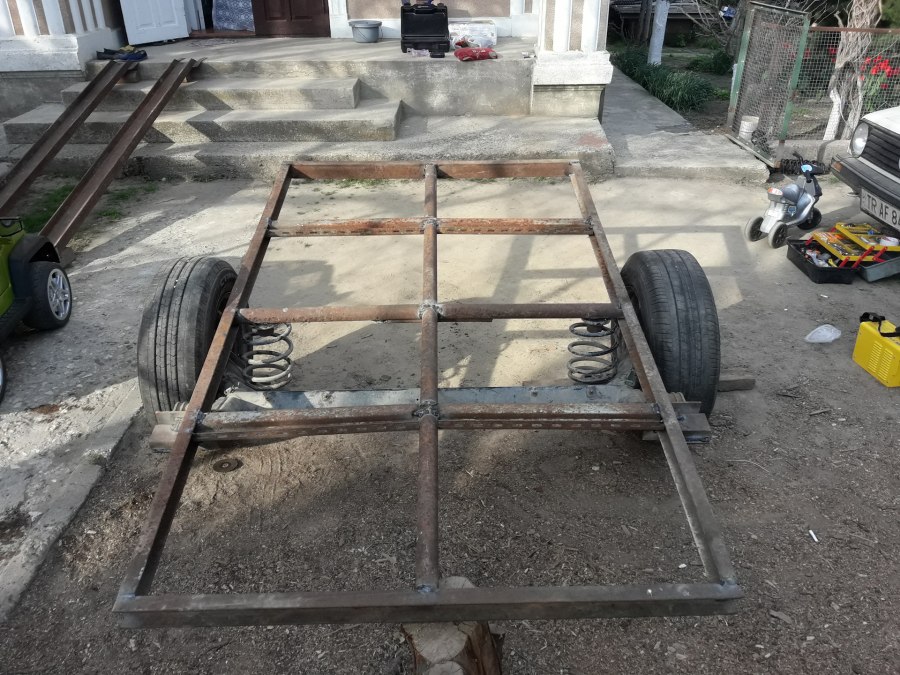 Прицеп для легкового автомобиля из балки ВАЗ 2109