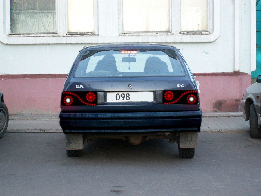 ИЖ 2126-030 сзади