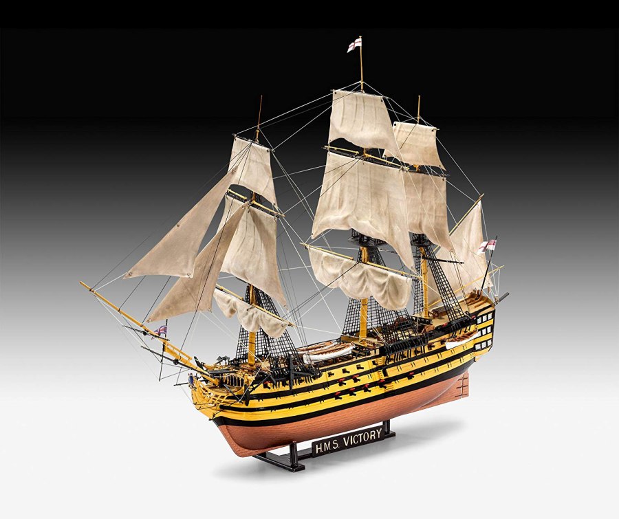 HMS Victory 1765 модель