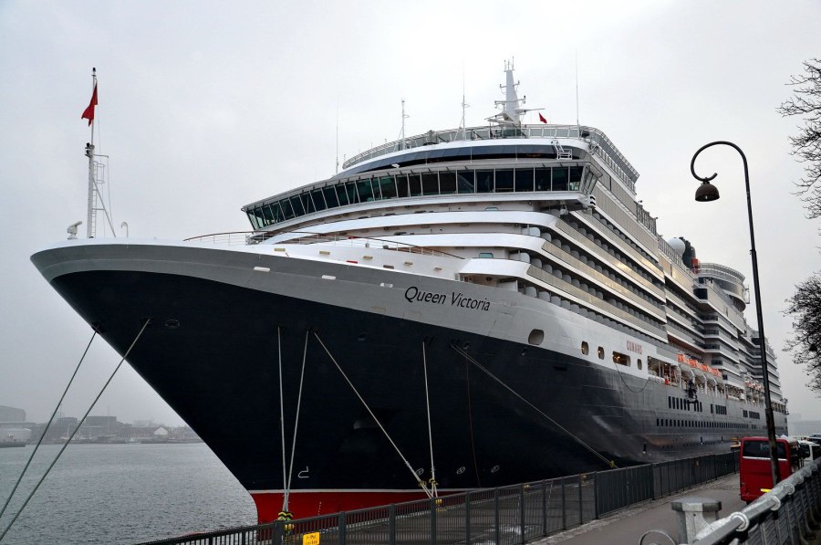 Корабль Queen Victoria