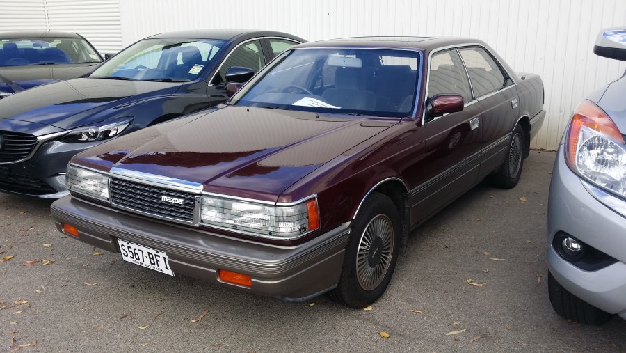 Mazda 626 хэтчбек