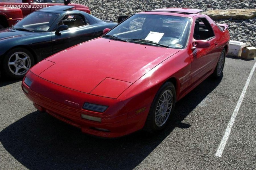 Mazda RX 1990