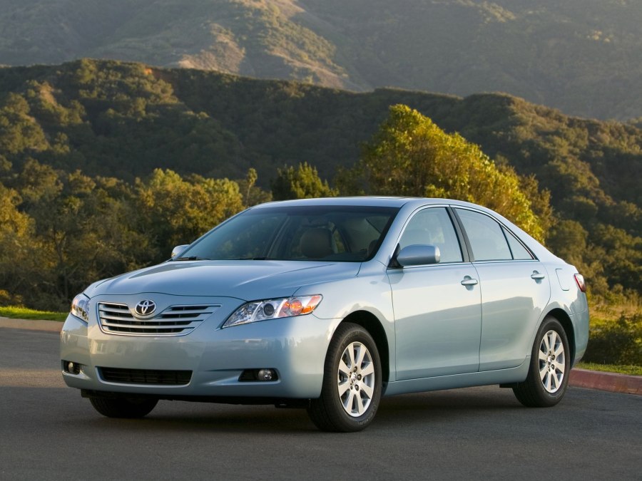 Toyota Camry 40