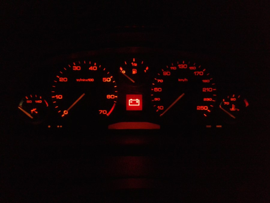 Peugeot 307 приборная панель