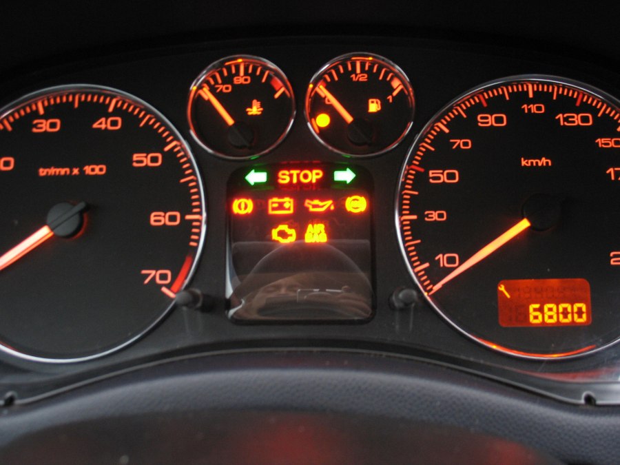 Peugeot 307 приборка