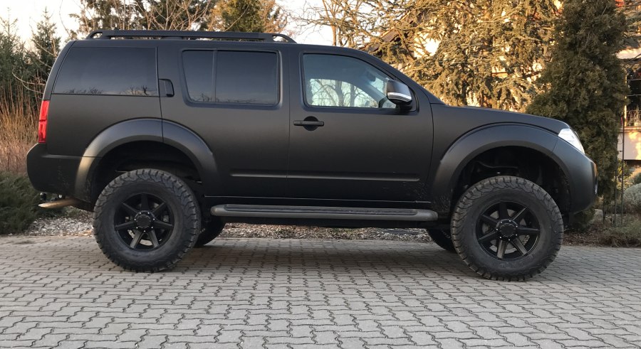 Nissan Navara Pathfinder