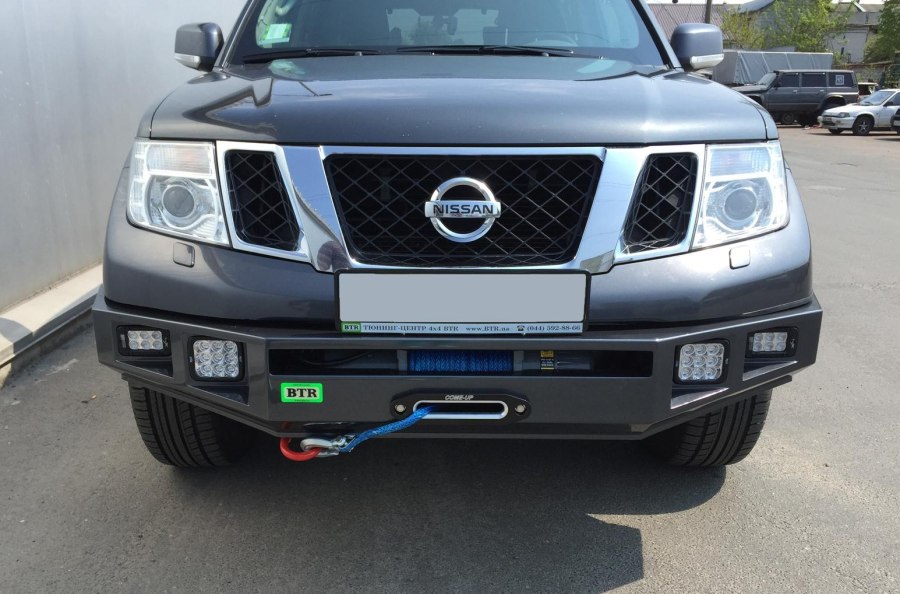 Nissan Pathfinder 2004 салон