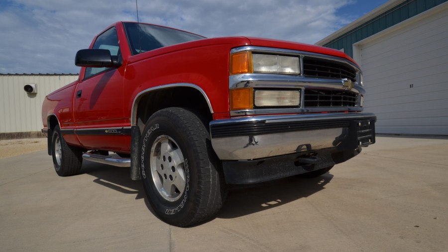 Chevrolet Silverado (Шевроле Сильверадо) 1500.