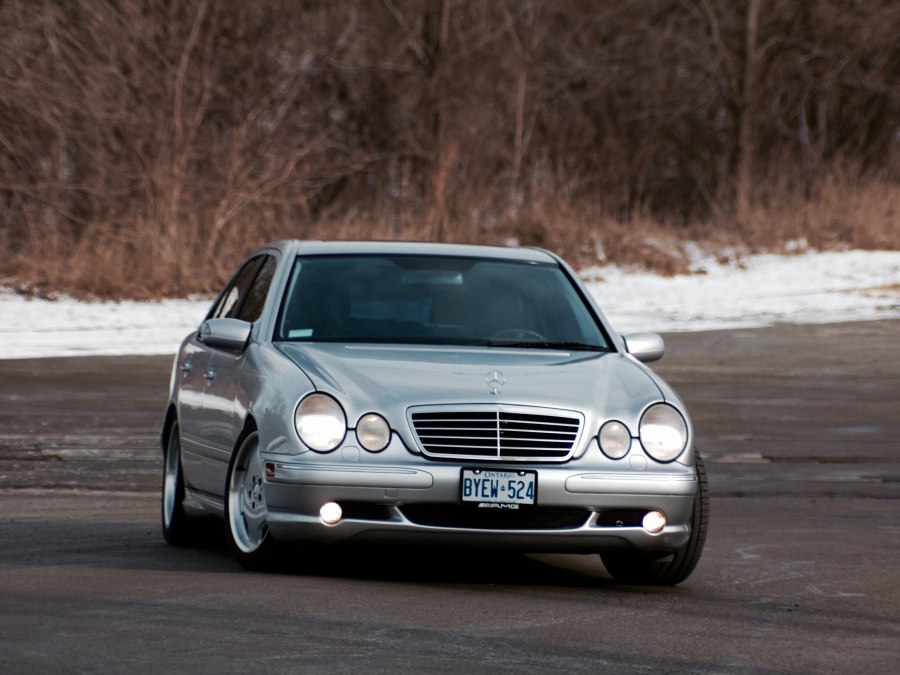 Mercedes-Benz w210