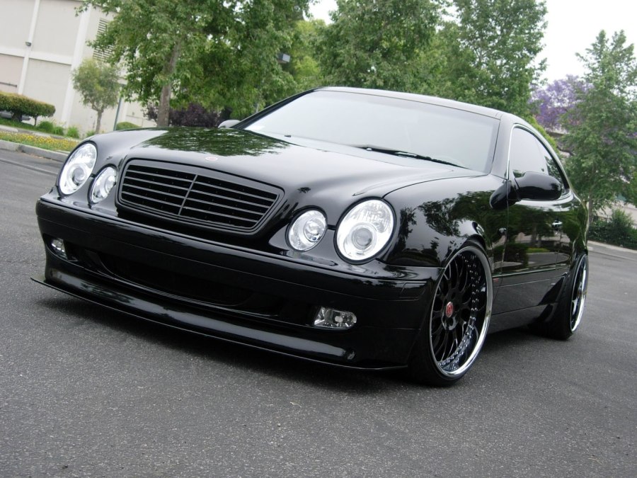Mercedes w210 лупатый