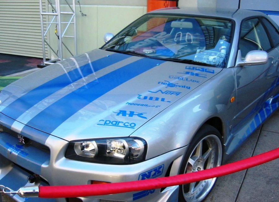 Nissan Skyline GTR 34 Форсаж