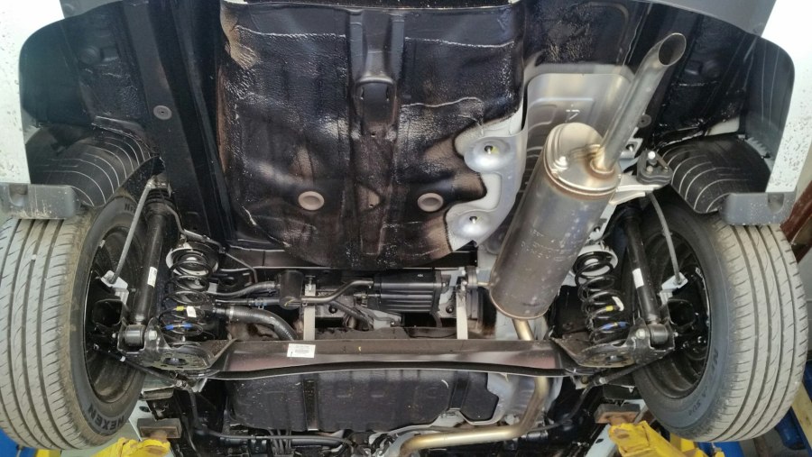 Kia Rio 2013 днище