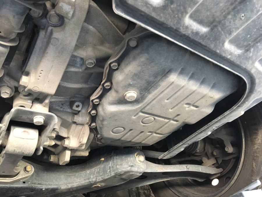 Kia Cerato 2011 снизу