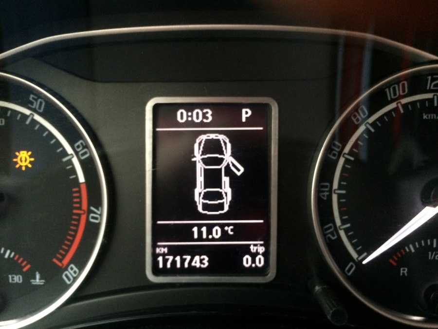 Дисплей Maxi Dot Skoda Rapid