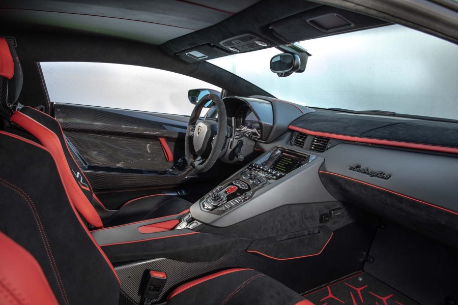 Lamborghini Aventador lp700-4 салон