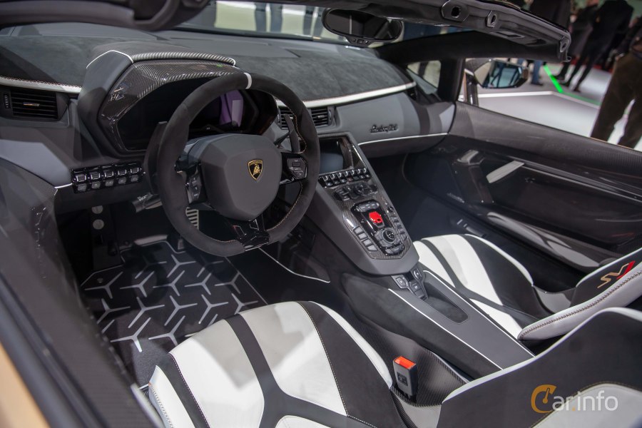 Lamborghini Aventador lp700-4 салон