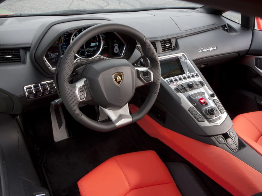 Lamborghini Aventador lp700-4 салон
